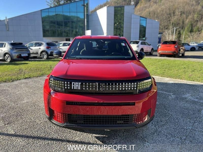 Nuova Fiat Grande Panda Icon 110 CV (80 kW) 2025 Rosso Utilitaria