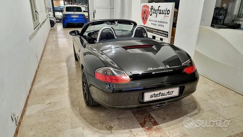 Usata Porsche Boxster 252 CV (185 kW) 2001 Nero Cabrio