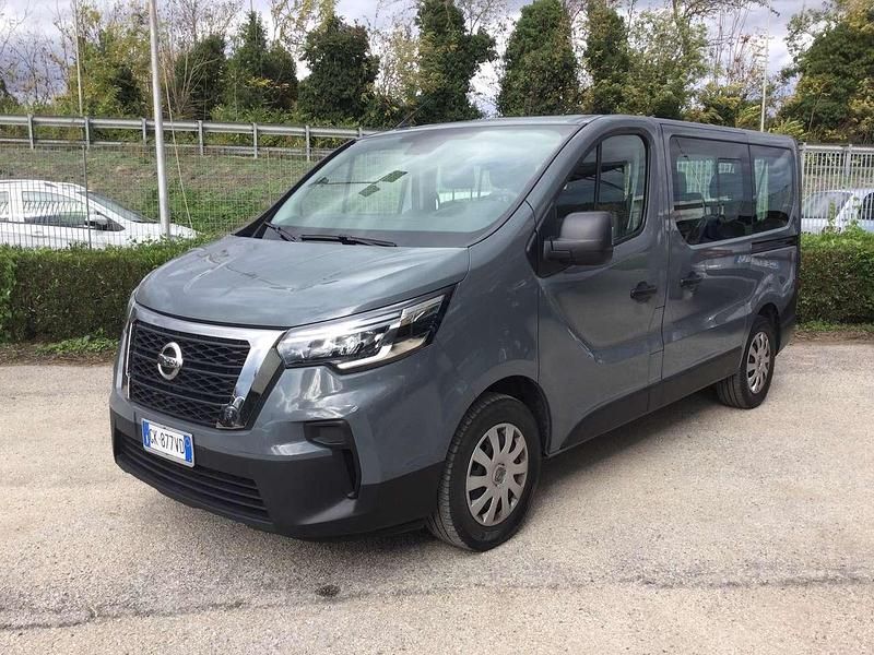 Usata Nissan Primastar 110 CV (80 kW) 2023 Grigio Monovolume