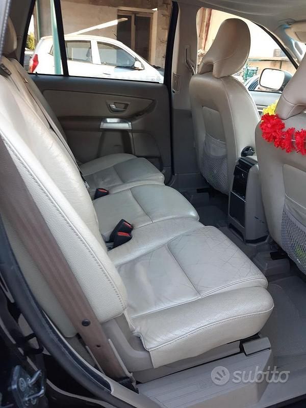 Begagnad Volvo XC90 Executive 185 HK (136 kW) 2006 Svart SUV