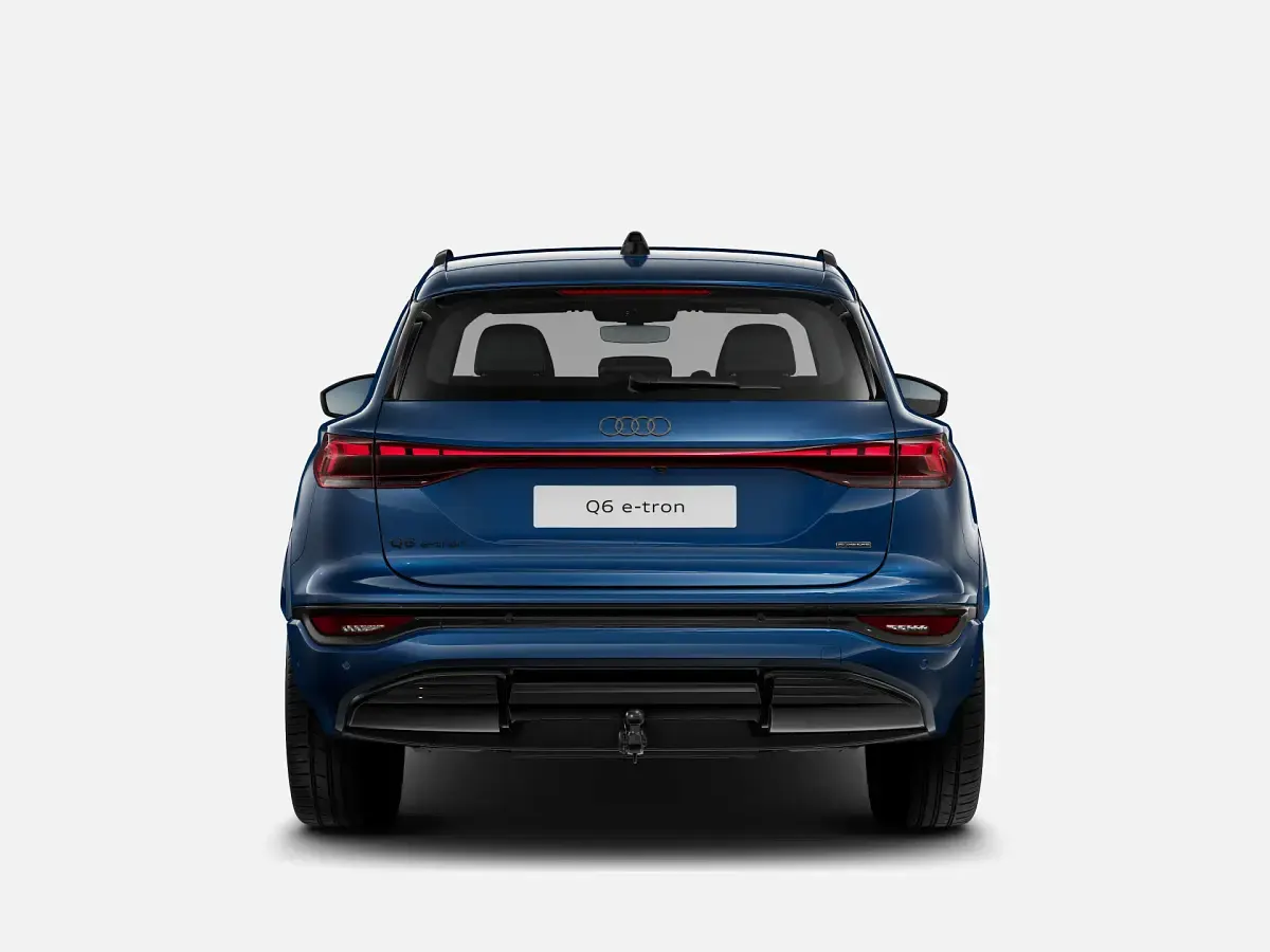 Nuova Audi Q6 e-tron S-Line 119 kW (163 CV) 2027 Blu ascari metallizzato SUV