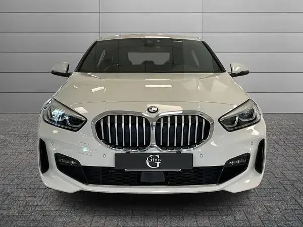 Usata BMW 116 M Sport 116 CV (85 kW) 2024 Bianco Utilitaria