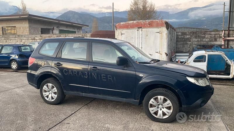 Usata Subaru Forester 2010 Blu SUV