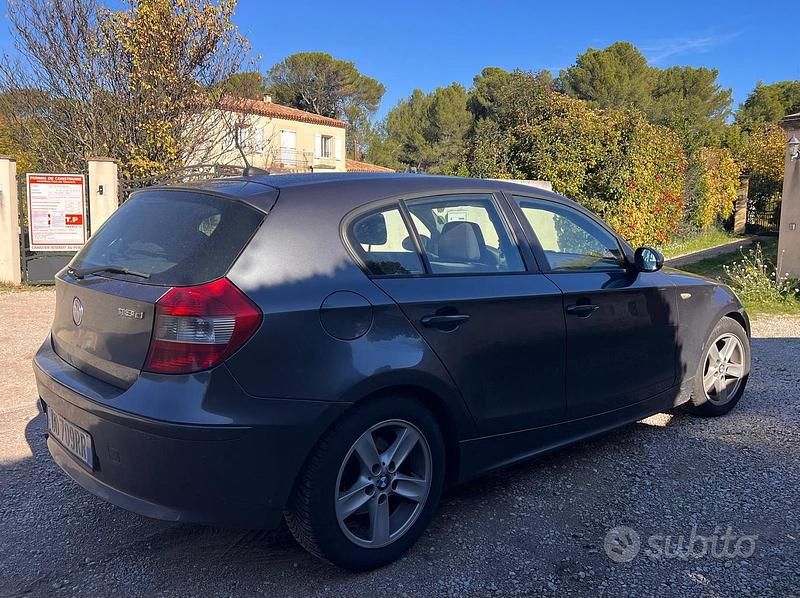 Usata BMW 118 122 CV (89 kW) 2006 Grigio Utilitaria