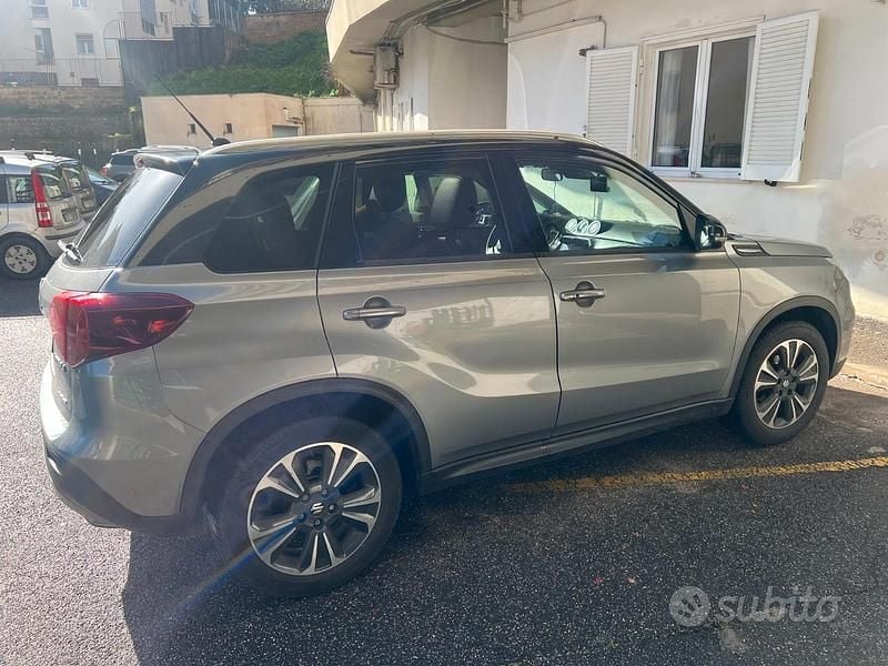 Usata Suzuki Vitara 140 CV (102 kW) 2019 Grigio Berlina