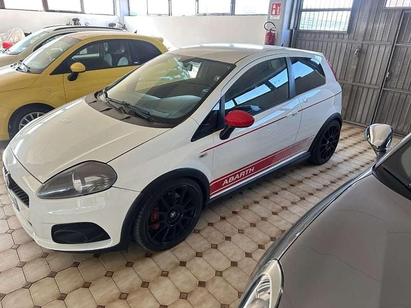 Usata Abarth Grande Punto Esseesse 180 CV (132 kW) 2008 Bianco Utilitaria