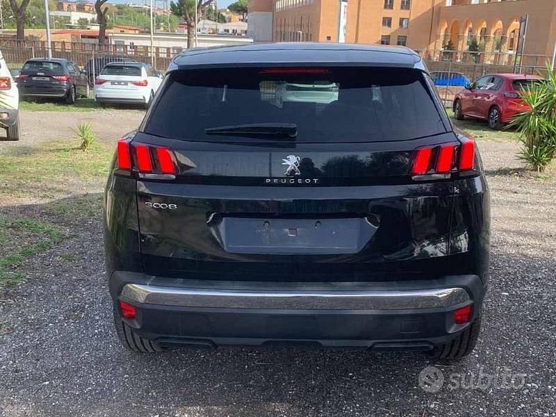 Usata Peugeot 3008 Allure 130 CV (95 kW) 2023 Nero SUV