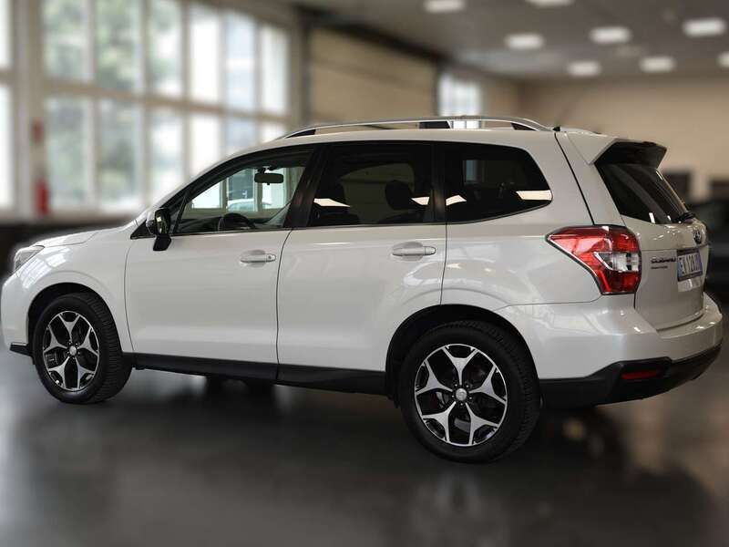 Usata Subaru Forester Exclusive+ 147 CV (108 kW) 2014 Bianco SUV