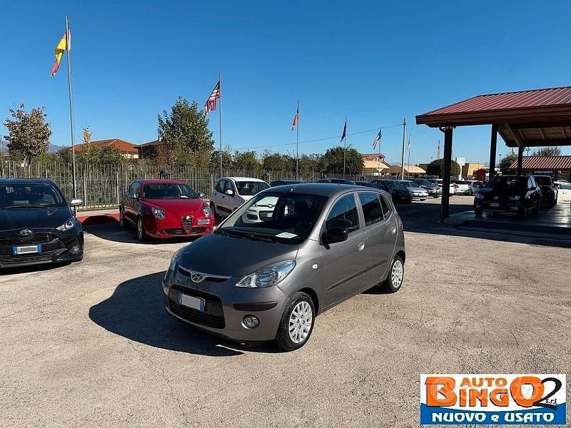 Grigio Usata 2010 Hyundai i10 Due volumi | 4300 € (Cara) - Immagine 1/4