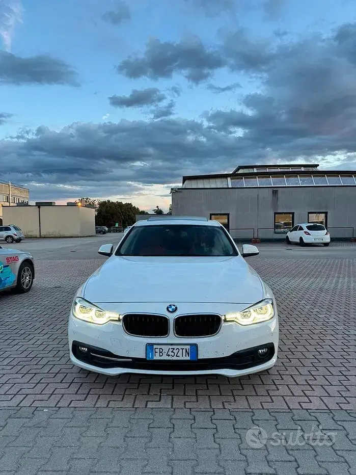 Usata BMW 318 150 CV (110 kW) 2016 Berlina