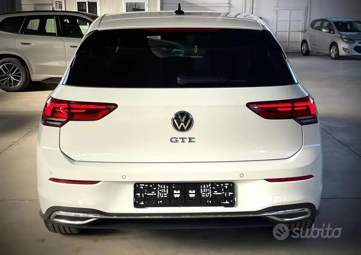 Usata VW Golf VIII GTE 150 CV (110 kW) 2021 Bianco Berlina