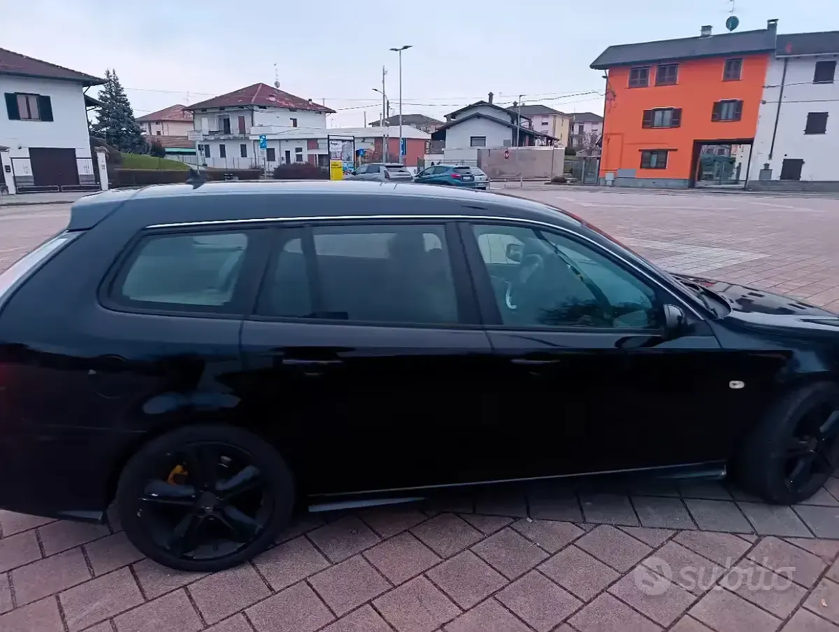 Usata Saab 9-3 180 CV (132 kW) 2009 Nero Station wagon
