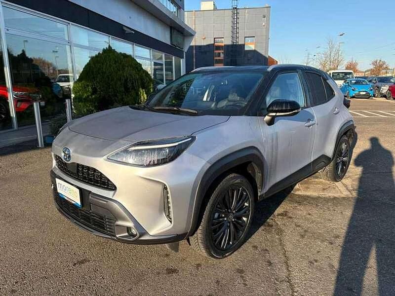 Argento Usata 2021 Toyota Yaris Cross SUV | 23.790 € (Buon prezzo) - Immagine 1/4