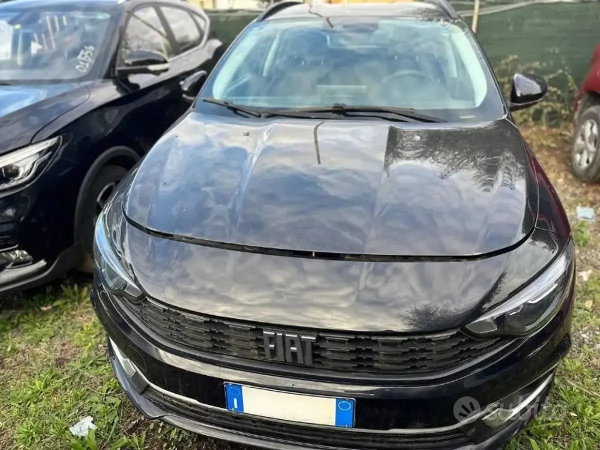 Usata Fiat Tipo City Life 95 CV (69 kW) 2022 Nero Station wagon