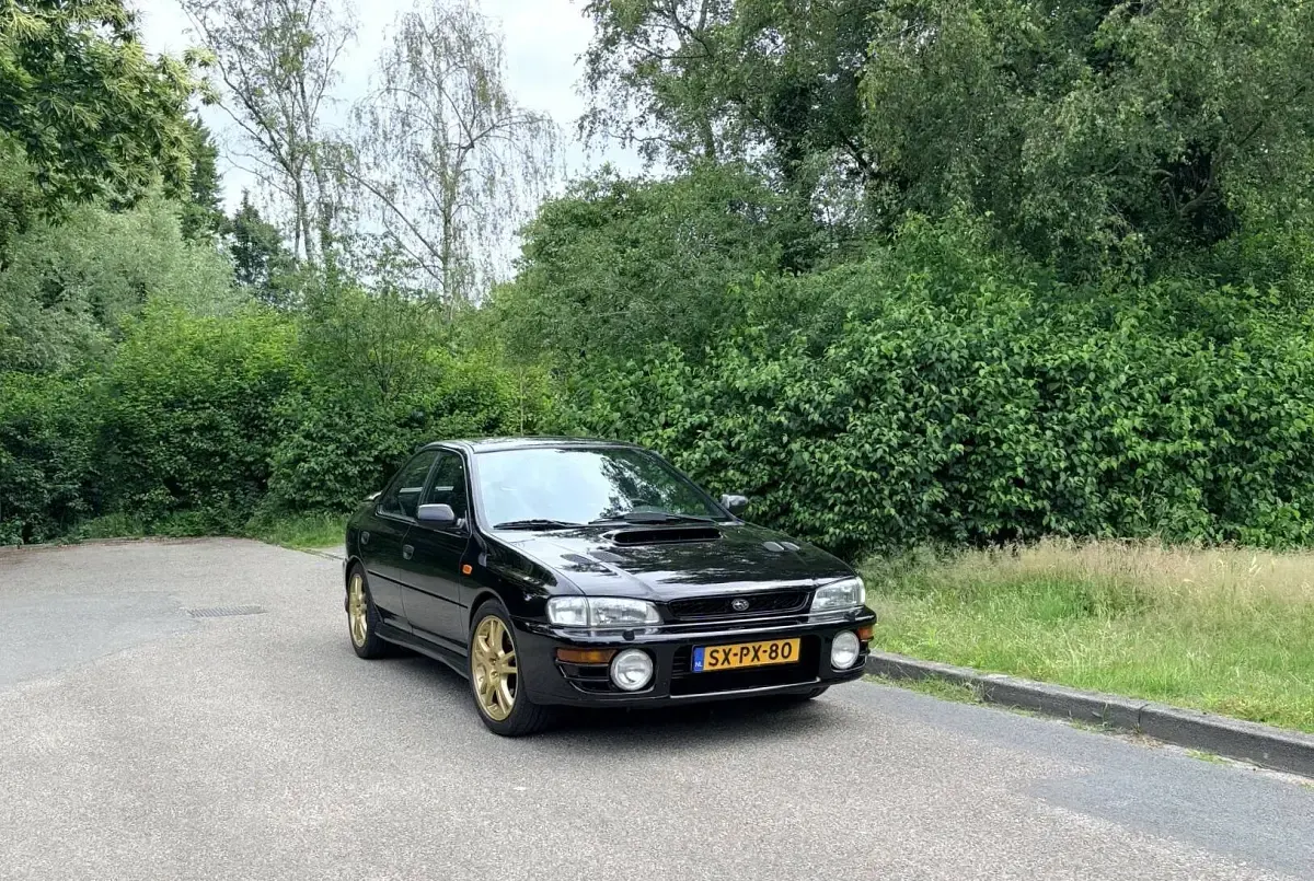 Usata Subaru Impreza GT 211 CV (155 kW) 1998 Nero Berlina