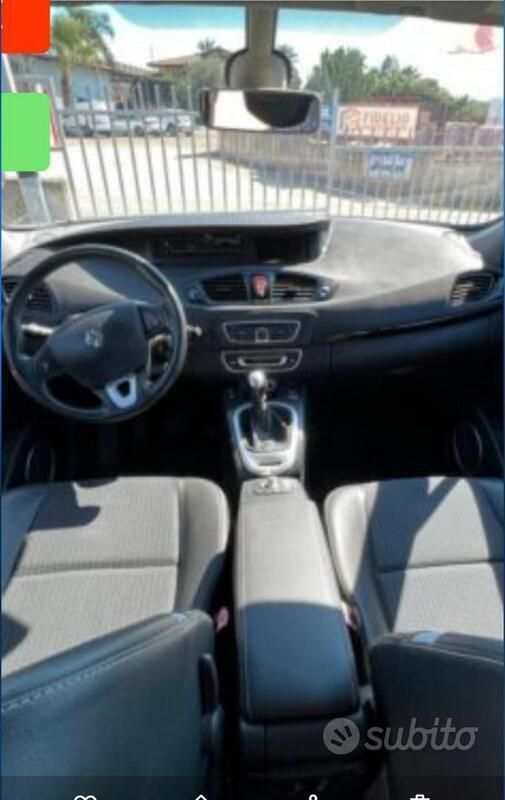 Usata Renault Grand Scénic III 120 CV (88 kW) 2011 Monovolume