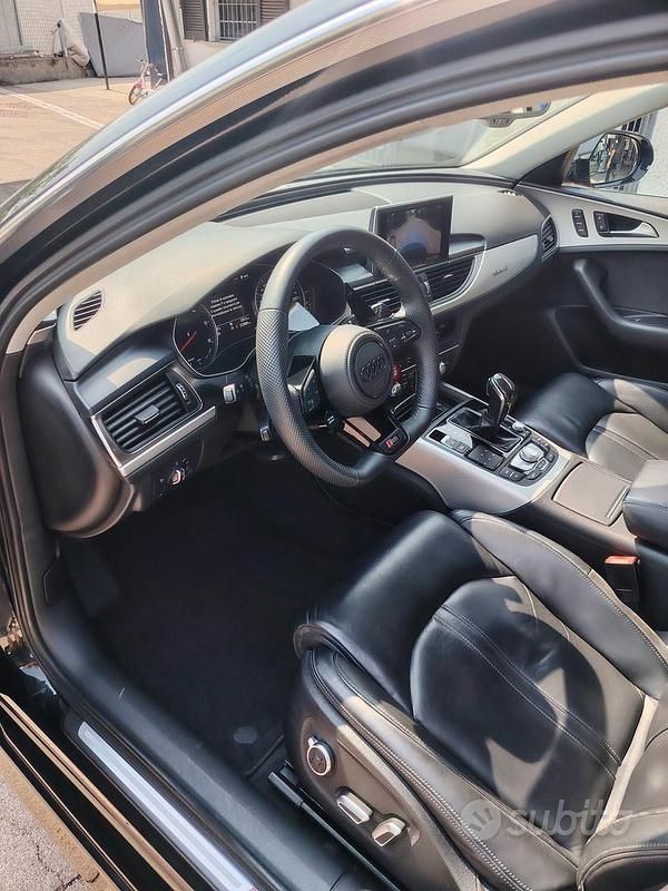 Nero Usata 2016 Audi A6 S-Line Station wagon | 16.800 € (Buon prezzo) - Immagine 1/4