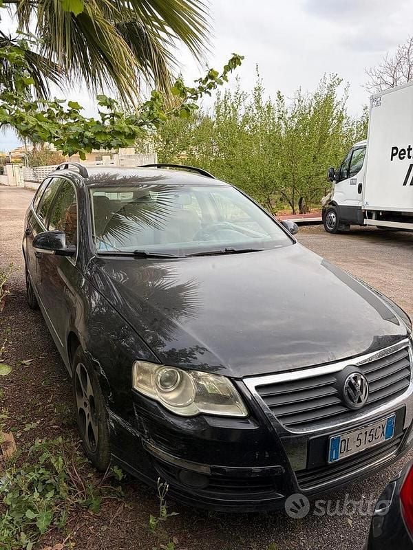 Usata VW Passat Highline 140 CV (102 kW) 2007 Nero Station wagon