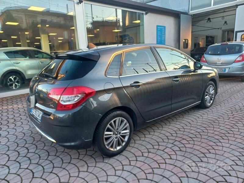 Usata Citroën C4 Attraction 95 CV (69 kW) 2012 Grigio Berlina