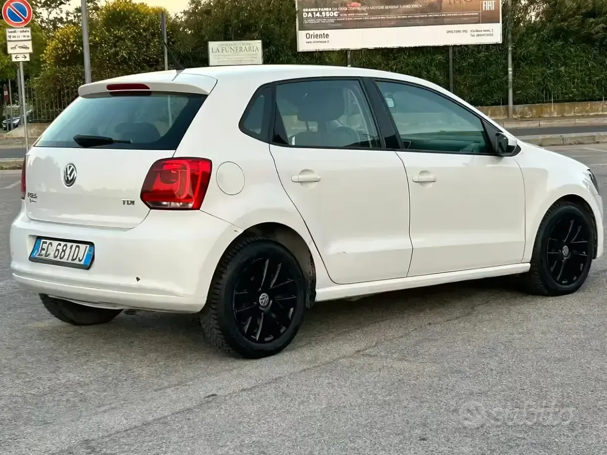 Usata VW Polo 75 CV (55 kW) 2010 Bianco Utilitaria