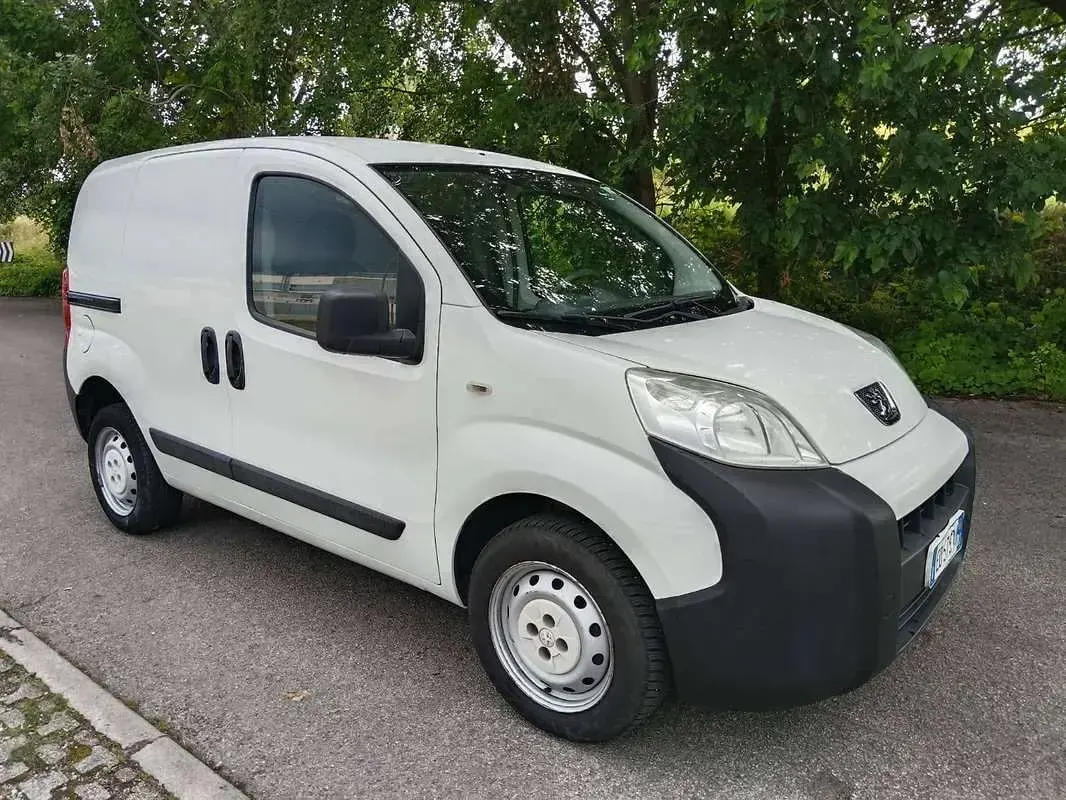 Usata Peugeot TePee Premium 68 CV (50 kW) 2010 Furgone