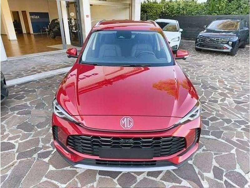 Nuova MG ZS Luxury 197 CV (144 kW) 2025 Diamond red SUV