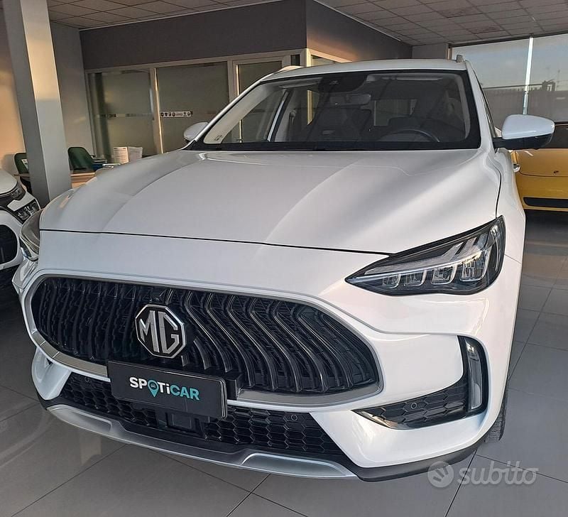Usata MG HS Luxury 161 CV (118 kW) 2023 Bianco SUV