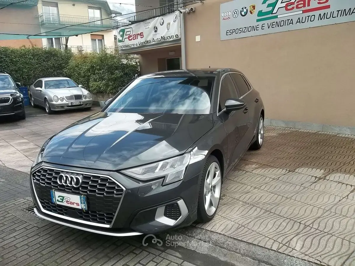 Usata Audi A3 116 CV (85 kW) 2022 Grigio Berlina