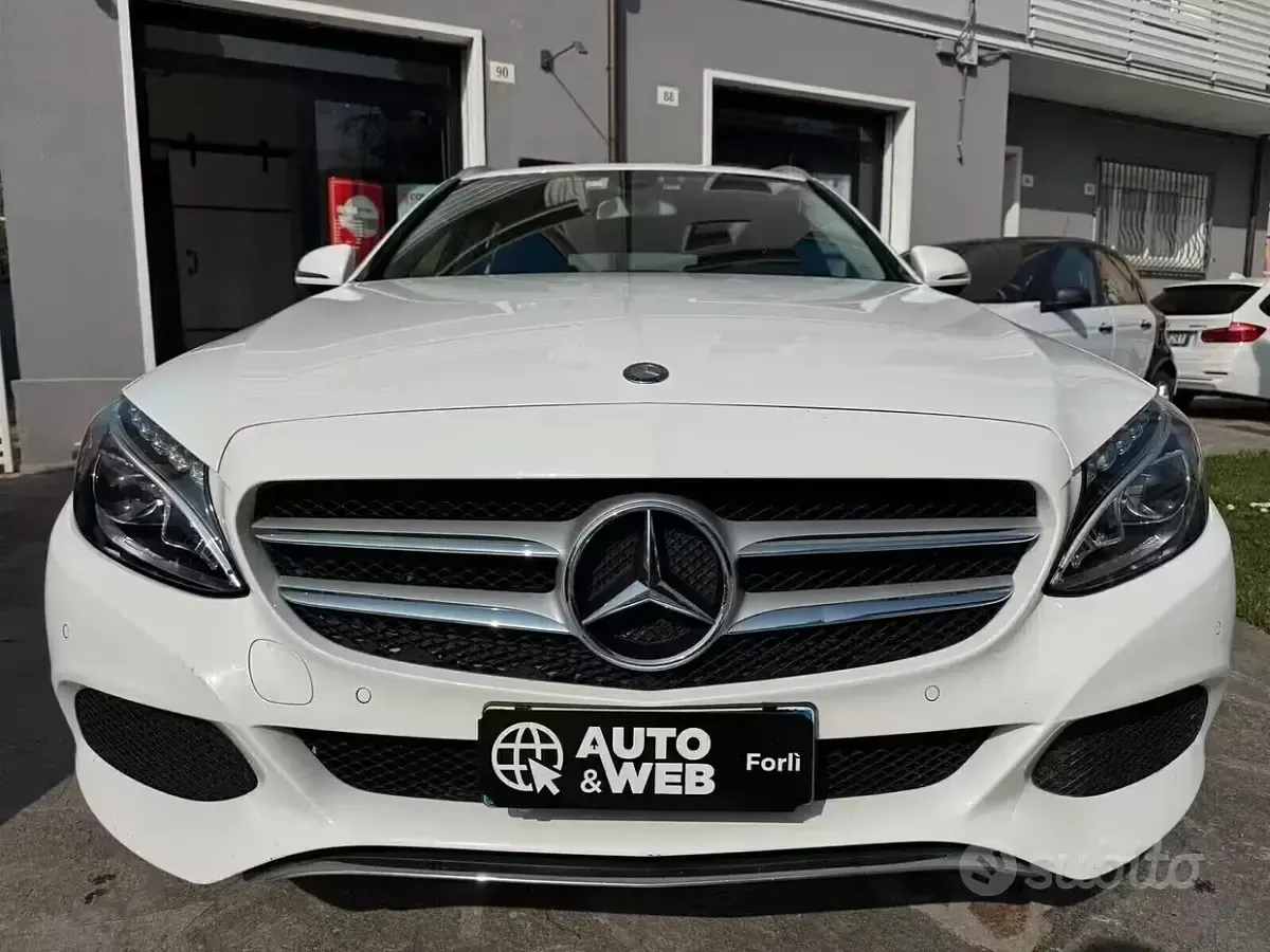 Usata Mercedes C220 170 CV (125 kW) 2016 Bianco Station wagon