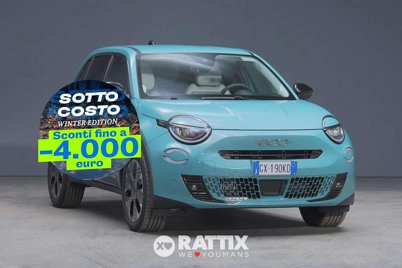 Usata Fiat 600 La Prima 101 CV (74 kW) 2025 Blu azzurro acqua SUV
