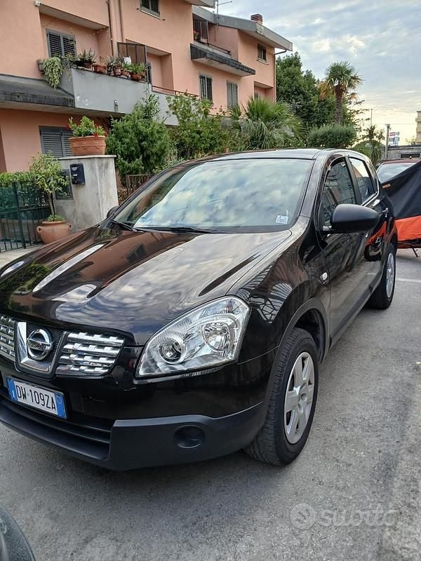 Usata Nissan Qashqai 106 CV (77 kW) 2009 Nero SUV