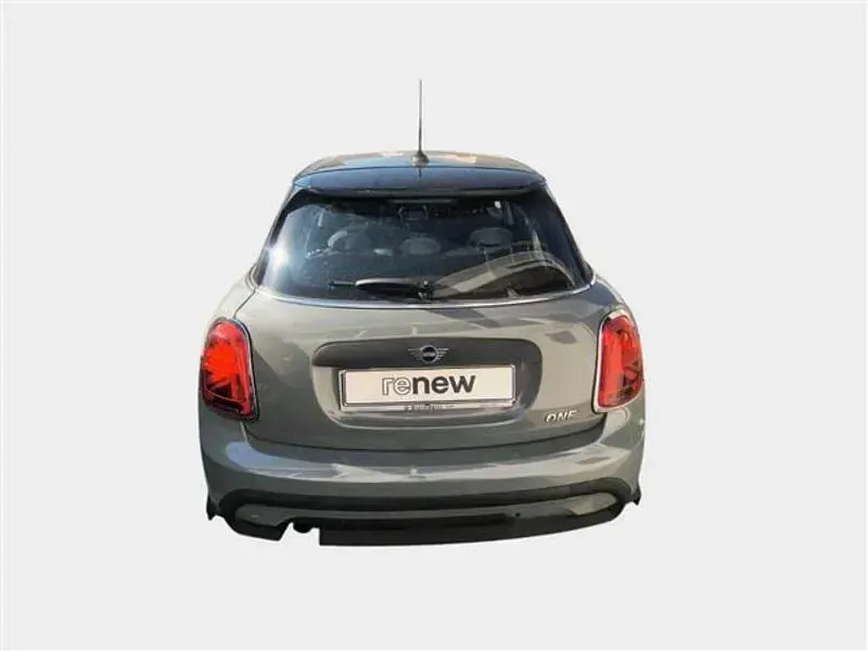 Usata Mini ONE 102 CV (75 kW) 2021 Grigio scuro Utilitaria