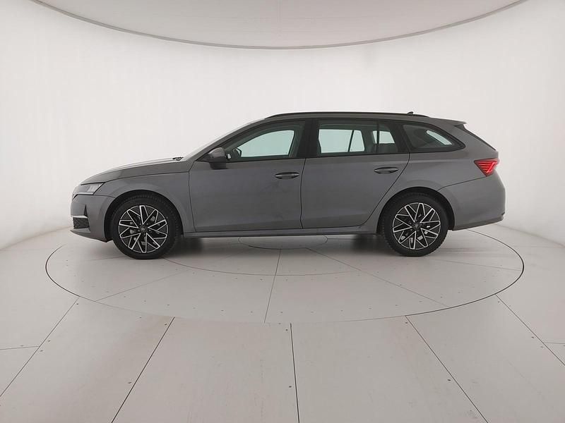 Begagnad Skoda Octavia Executive 150 HK (110 kW) 2025 Grå Kombi