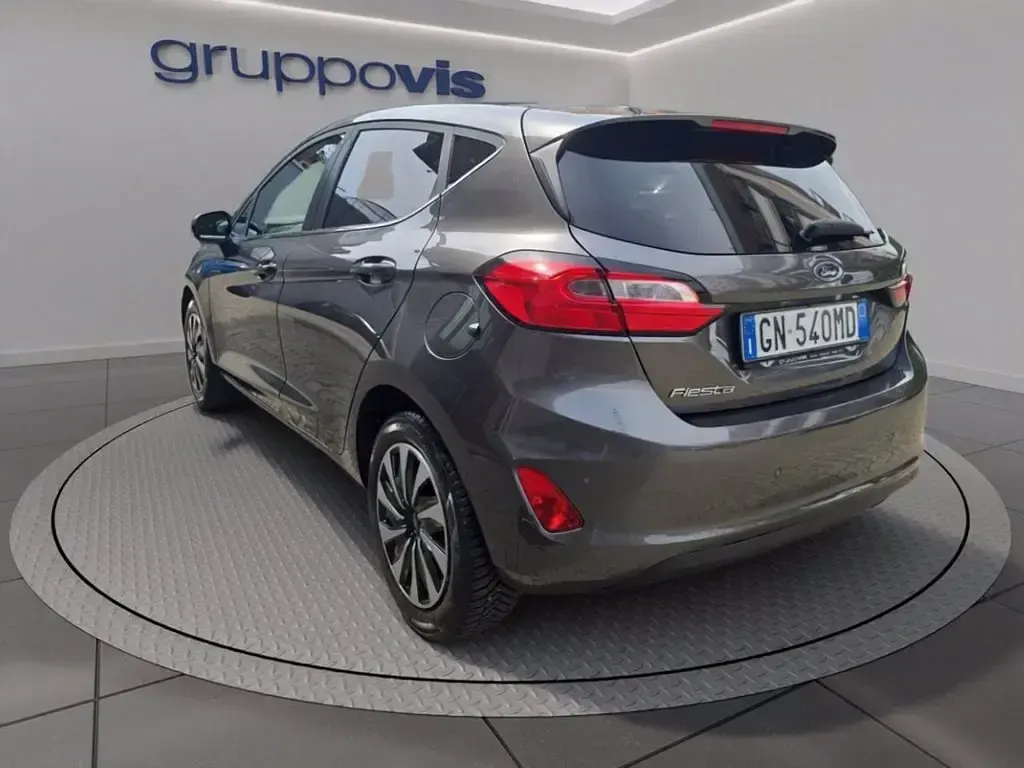 Usata Ford Fiesta Titanium 75 CV (55 kW) 2023 Magnetic grey Utilitaria