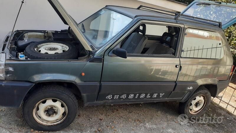 Usata Fiat Panda 4x4 Trekking 50 CV (36 kW) 1989 Verde Utilitaria
