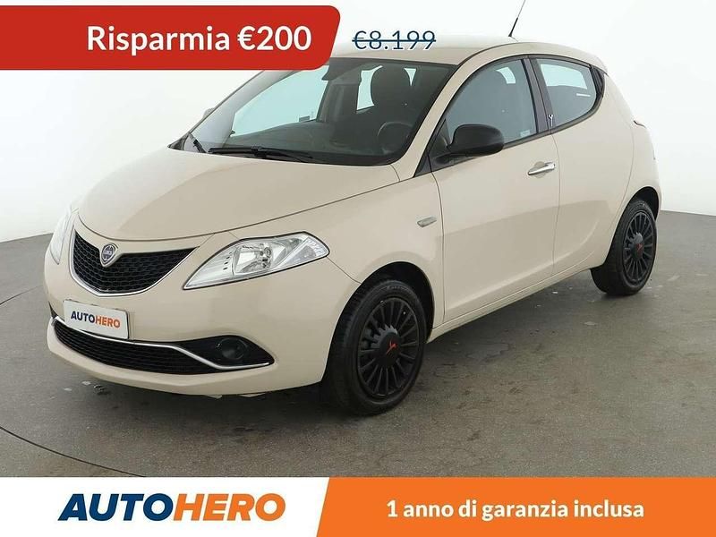 Beige Usata 2017 Lancia Ypsilon Silver Due volumi | 7999 € (Buon prezzo) - Immagine 1/3