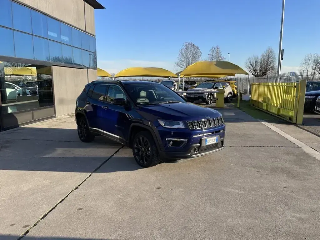 Usata Jeep Compass 179 CV (131 kW) 2020 Blu / metallizzato SUV