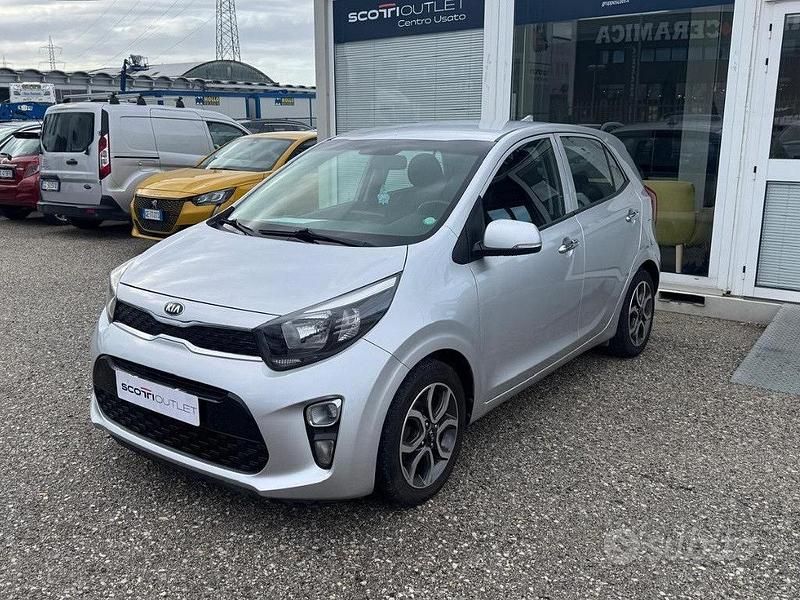 Usata Kia Picanto 65 CV (47 kW) 2018 Grigio Utilitaria