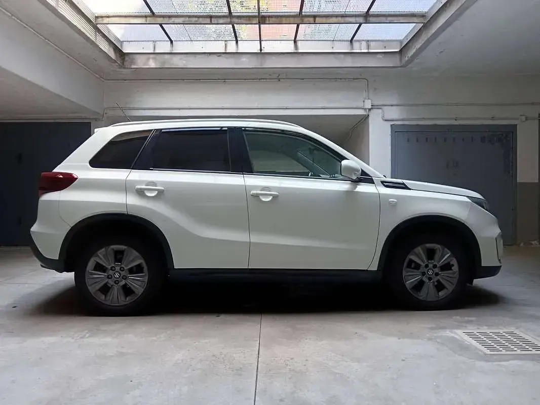 Usata Suzuki Vitara Cool 131 CV (96 kW) 2021 Bianco SUV