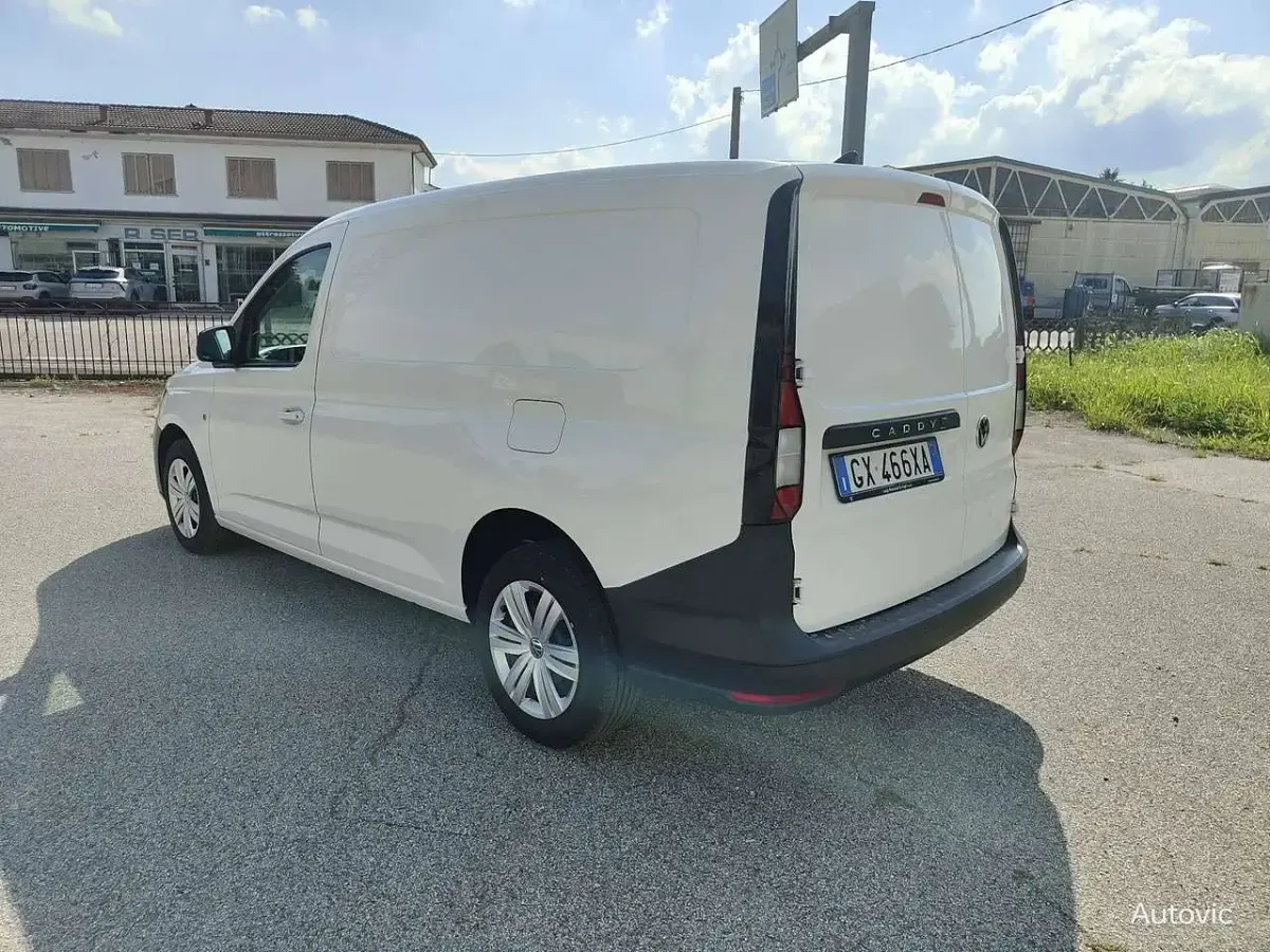 Usata VW Caddy Maxi 102 CV (75 kW) 2024 Bianco Monovolume