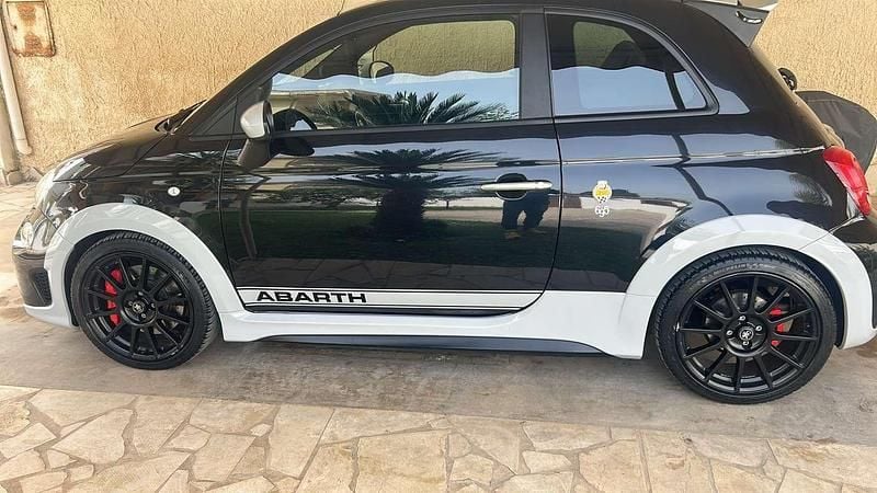 Usata Abarth 695 179 CV (131 kW) 2021 Nero Utilitaria
