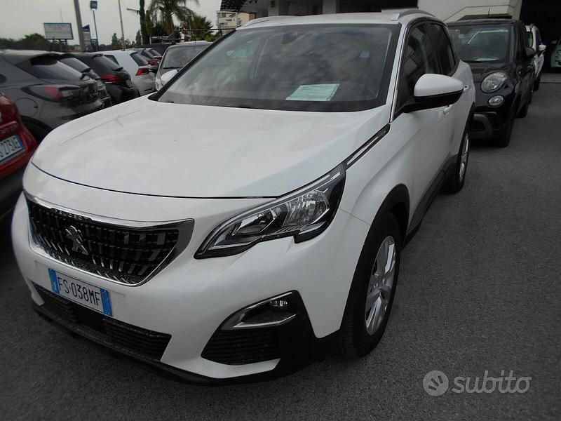 Usata Peugeot 3008 Active 131 CV (96 kW) 2018 Bianco SUV