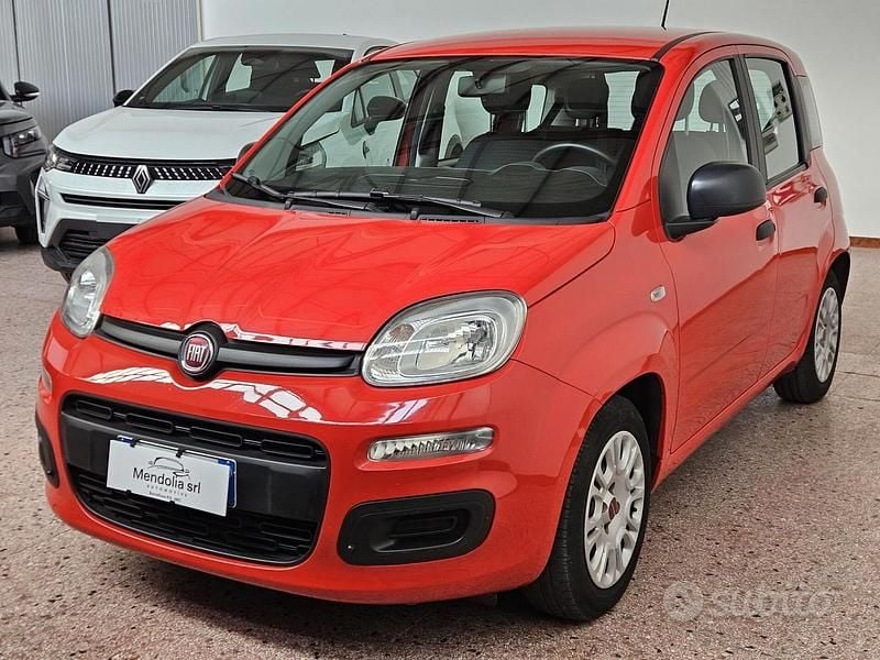 Usata Fiat Panda Easy 70 CV (51 kW) 2021 Rosso Berlina