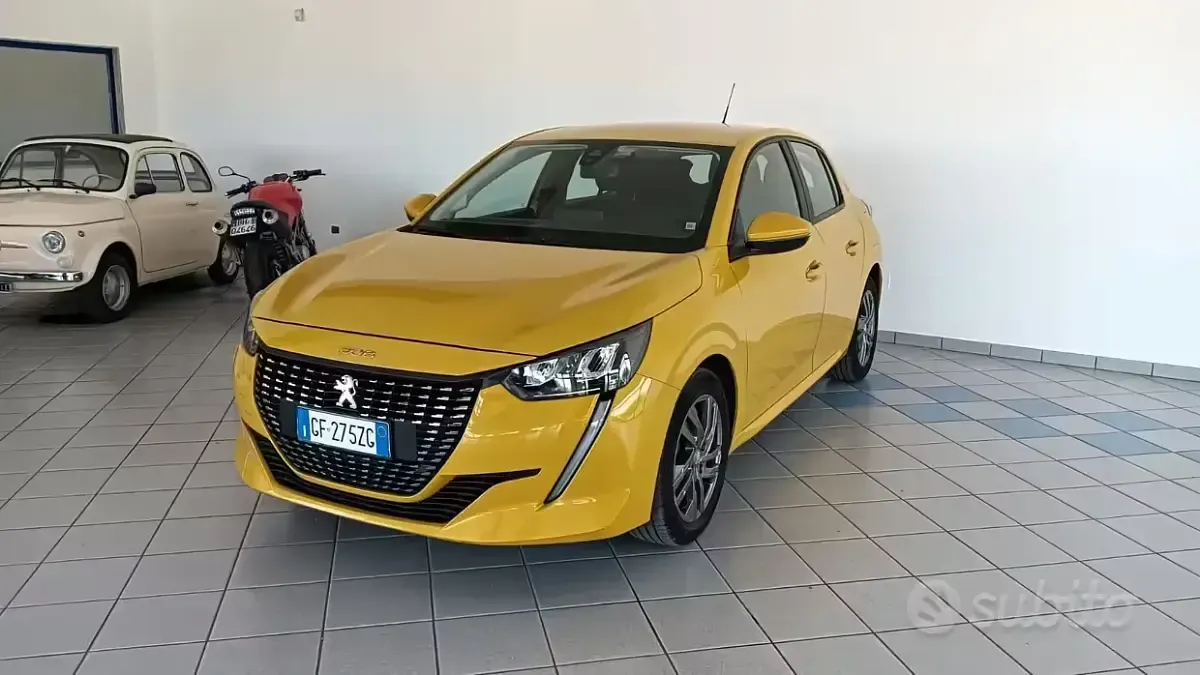 Usata Peugeot 208 Active 75 CV (55 kW) 2021 Giallo Utilitaria