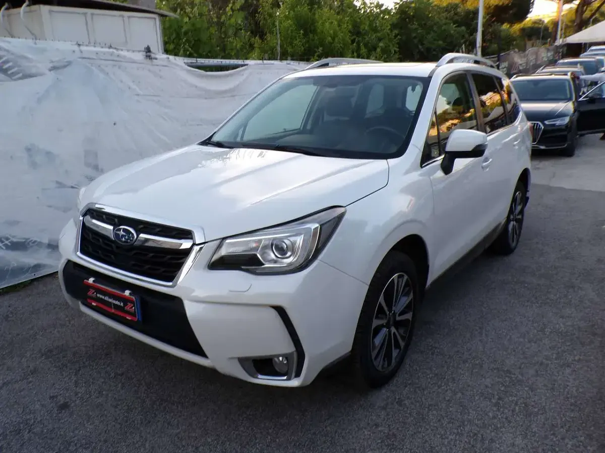 Usata Subaru Forester Sport 147 CV (108 kW) 2017 Bianco SUV