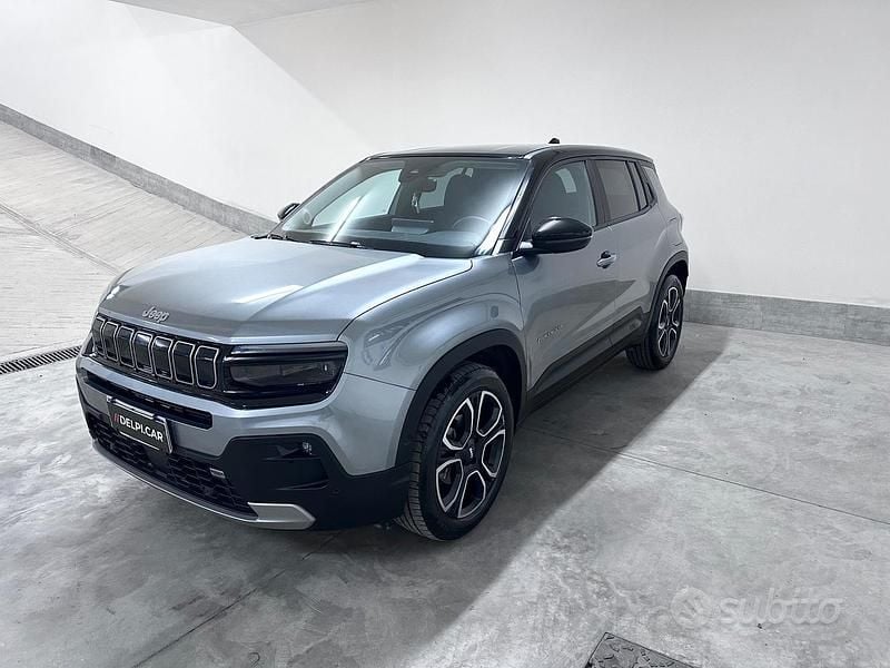 Usata Jeep Avenger Summit 101 CV (74 kW) 2024 Grigio SUV