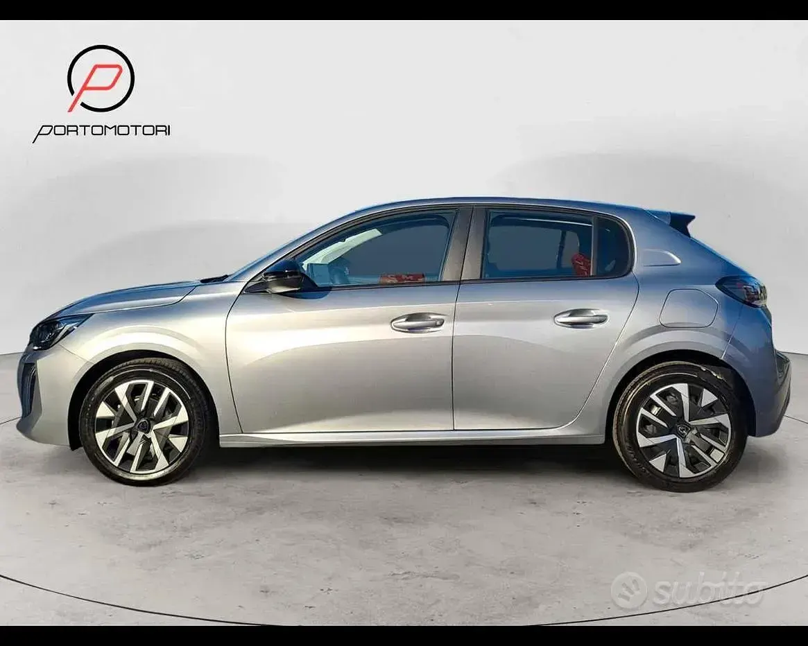 Nuova Peugeot 208 Style 100 CV (73 kW) 2026 Grigio Utilitaria