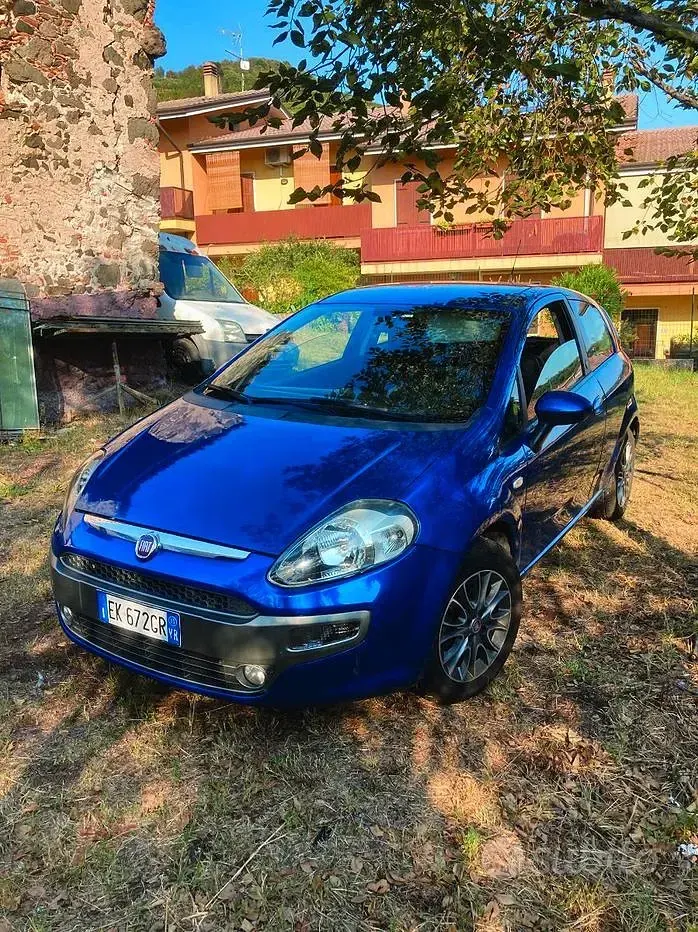 Usata Fiat Punto 2011 Bluazzurro Utilitaria
