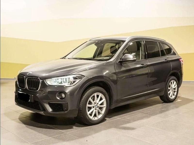 Usata BMW X1 150 CV (110 kW) 2019 Grigio SUV