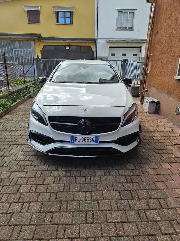 Usata Mercedes A45 AMG AMG 381 CV (280 kW) 2017 Berlina
